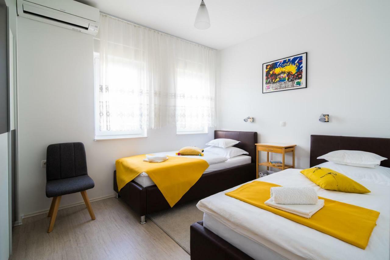Lotus Apartman สปลิท ภายนอก รูปภาพ