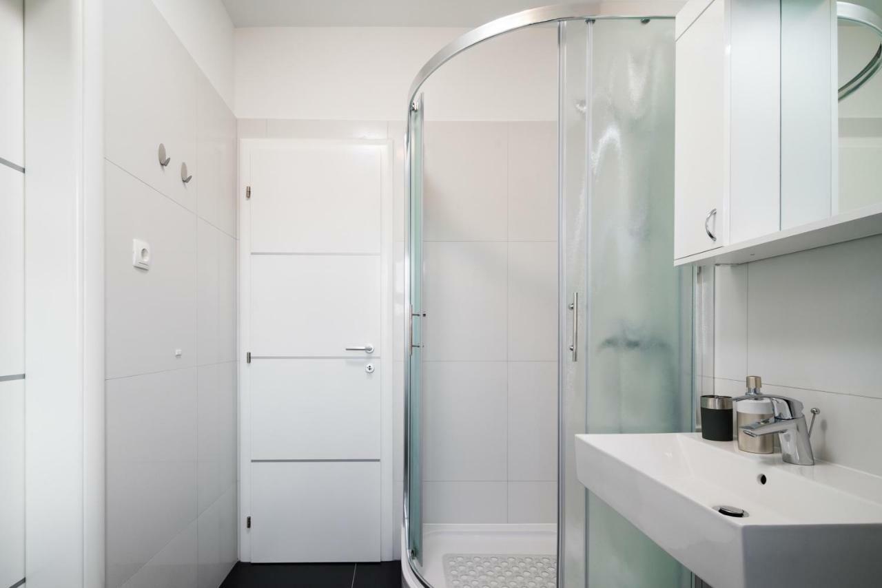 Lotus Apartman สปลิท ภายนอก รูปภาพ