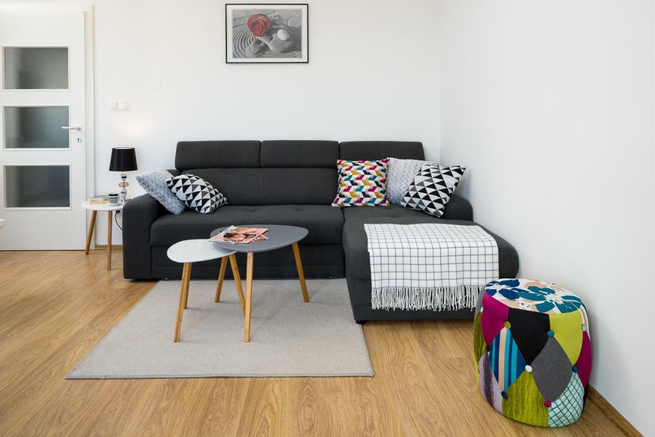 Lotus Apartman สปลิท ภายนอก รูปภาพ