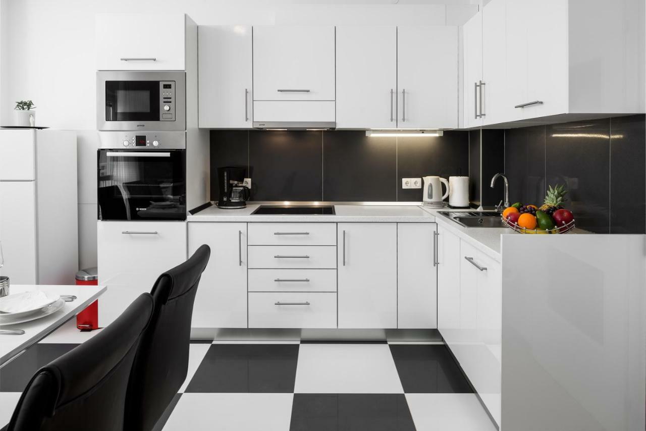Lotus Apartman สปลิท ภายนอก รูปภาพ